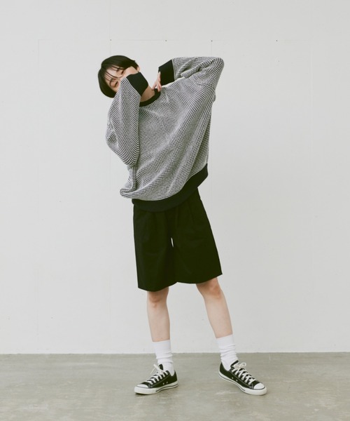 flaner（フラネ）の「Loose bi-color waffle knit/ルーズバイカラーワッフルニット（ニット/セーター・レディース・カーキ/ネイビー・MEDIUM/LARGE）」の4枚目の写真