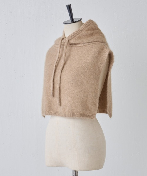 BEARDSLEY（ビアズリー）の「今季抑えておきたい フード付きケープ／バラクラバ（マフラー・レディース・ベージュ/グレー・FREE）」の3枚目の写真