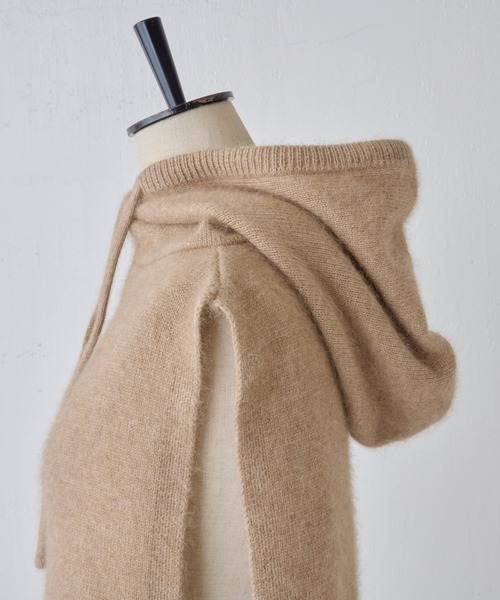 BEARDSLEY（ビアズリー）の「今季抑えておきたい フード付きケープ／バラクラバ（マフラー・レディース・ベージュ/グレー・FREE）」の7枚目の写真