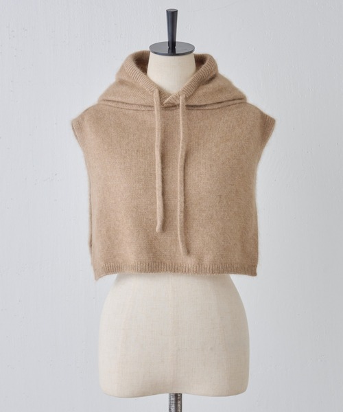 BEARDSLEY（ビアズリー）の「今季抑えておきたい フード付きケープ／バラクラバ（マフラー・レディース・ベージュ/グレー・FREE）」の11枚目の写真