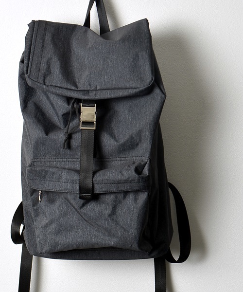 SHIPS JET BLUE(シップスジェットブルー)の「SHIPS JET BLUE(シップス ジェットブルー): バックパック 15SS■(バックパック/リュック・メンズ・ブラック/ネイビー・ONE SIZE)」の2枚目の写真