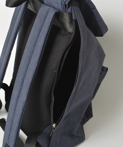 SHIPS JET BLUE(シップスジェットブルー)の「SHIPS JET BLUE(シップス ジェットブルー): バックパック 15SS■(バックパック/リュック・メンズ・ブラック/ネイビー・ONE SIZE)」の9枚目の写真