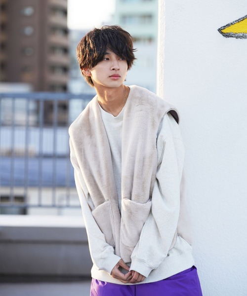 re_k by JUNRED(レクバイジュンレッド)の「re_k by JUNRED / ルーズファーベスト(ベスト・メンズ・ブラウン/ブラック/ベージュ・M/L)」の12枚目の写真