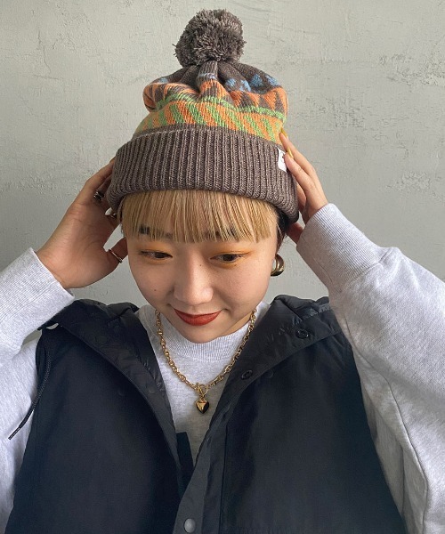 halo commodity（ハロ　コモディティー）の「[HALO COMMODITY/ハロ コモディティー] OTTER WATCH ボンボンニットキャップ（ニットキャップ/ビーニー・レディース・グレー/モカ・F）」の2枚目の写真