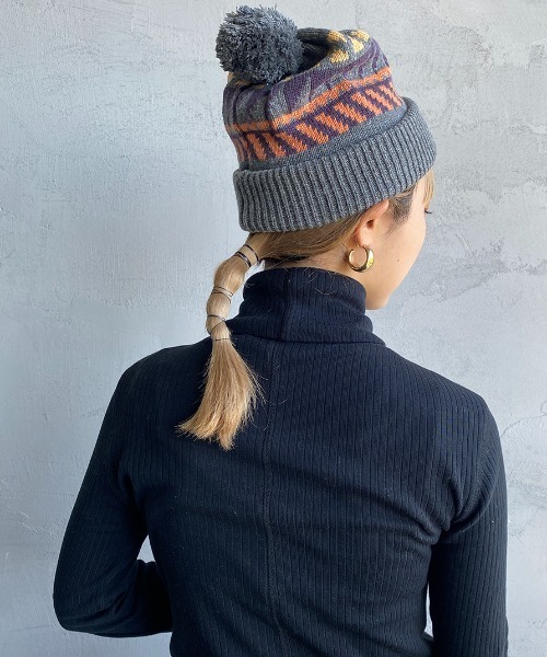 halo commodity（ハロ　コモディティー）の「[HALO COMMODITY/ハロ コモディティー] OTTER WATCH ボンボンニットキャップ（ニットキャップ/ビーニー・レディース・グレー/モカ・F）」の14枚目の写真