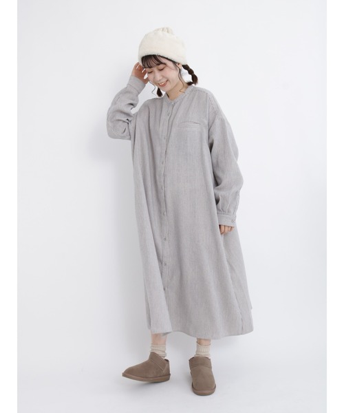 Samansa Mos2(サマンサ モスモス)の「ウールライクカルゼシャツワンピース(ワンピース・レディース・レッド/ベージュ/ネイビー/チャコール・フリ-)」の21枚目の写真