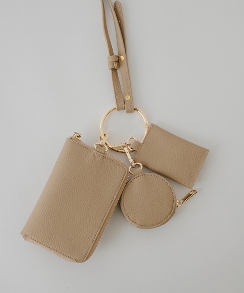 OUVRAGE CLASSE（ウヴラージュクラス）の「3連スマホショルダーポシェット（ショルダーバッグ・レディース・ブラック/ベージュ・FREE）」の3枚目の写真