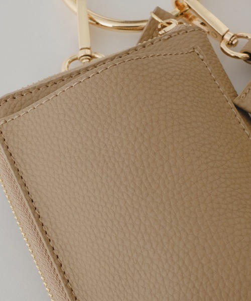 OUVRAGE CLASSE（ウヴラージュクラス）の「3連スマホショルダーポシェット（ショルダーバッグ・レディース・ブラック/ベージュ・FREE）」の4枚目の写真