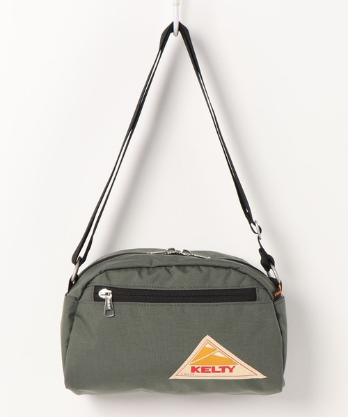 KELTY（ケルティ）の「＜500mlペットボトル収納可＞【KELTY/ケルティ】ナイロンポーチ　ラウンドトップショルダーバッグS / ROUND TOP BAG S（ショルダーバッグ・メンズ・ブラック/ブラウン系その他/モカ/マスタード/セージグリーン/タン/ダークグレー/オリーブ/ネイビー・FREE）」の7枚目の写真
