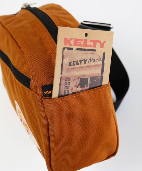 KELTY（ケルティ）の「＜500mlペットボトル収納可＞【KELTY/ケルティ】ナイロンポーチ　ラウンドトップショルダーバッグS / ROUND TOP BAG S（ショルダーバッグ・メンズ・ブラック/ブラウン系その他/モカ/マスタード/セージグリーン/タン/ダークグレー/オリーブ/ネイビー・FREE）」の12枚目の写真
