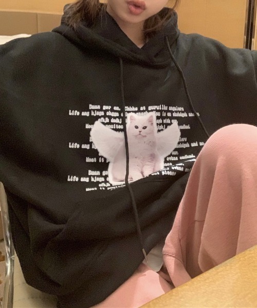 almo(アルモ)の「エンジェルキャット裏起毛スエットパーカー(BQ)(パーカー・レディース・ブラック/アイボリー・FREE)」の6枚目の写真