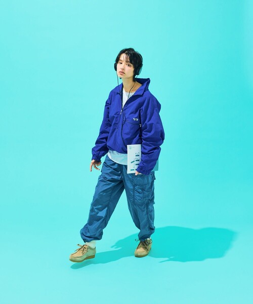 TOWNCRAFT（タウンクラフト）の「TOWN CRAFT/タウンクラフト 別注 スタンドハーフジップ（ナイロンジャケット・メンズ・ベージュ/イエロー/ブルー/ブラック/グレー・MEDIUM/LARGE）」の9枚目の写真