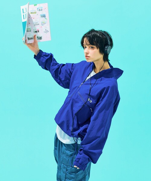 TOWNCRAFT（タウンクラフト）の「TOWN CRAFT/タウンクラフト 別注 スタンドハーフジップ（ナイロンジャケット・メンズ・ベージュ/イエロー/ブルー/ブラック/グレー・MEDIUM/LARGE）」の17枚目の写真