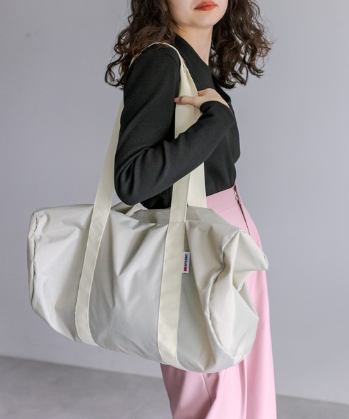 mystic(ミスティック)の「NYLONY ロールボストン L(ショルダーバッグ・レディース・ブルー/シルバー・ONE SIZE)」の4枚目の写真