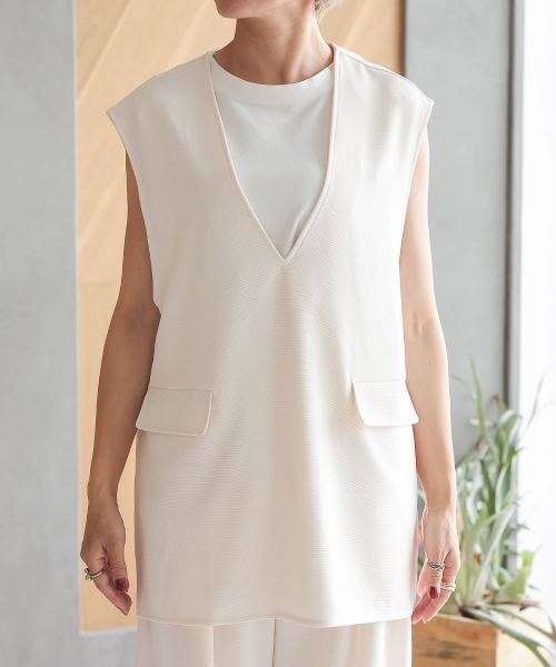 DONOBAN（ドノバン）の「【pufe】Vネック ベスト（ベスト・レディース・ブラック/アイボリー/グレイッシュベージュ・F）」の5枚目の写真