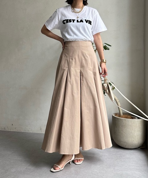 DouDou（ドゥドゥ）の「C'EST LA VIE フロッキーロゴTEE（Tシャツ/カットソー・レディース・ホワイト/ホワイト系その他/チャコールグレー・FREE）」の5枚目の写真