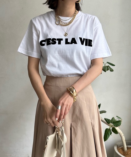 DouDou（ドゥドゥ）の「C'EST LA VIE フロッキーロゴTEE（Tシャツ/カットソー・レディース・ホワイト/ホワイト系その他/チャコールグレー・FREE）」の11枚目の写真