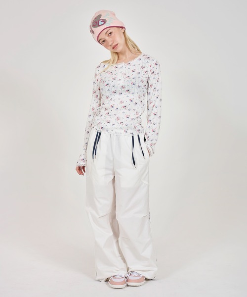 TINA:JOJUN(ティーナジョジュン)の「クリアボタン ヘンリーネックカットソー TINA:JOJUN(Tシャツ/カットソー・レディース・オレンジ系その他/ホワイト/レッド/オフホワイト/グレー/ブルー/サックスブルー/クリーム/アイボリー/ホワイト×ピンク・M)」の16枚目の写真