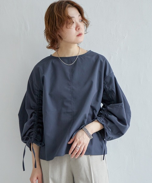 notch.(ノッチ)の「ドロストバルーンブラウス(シャツ/ブラウス・レディース・オフホワイト/ローズ/ネイビー・M)」の2枚目の写真