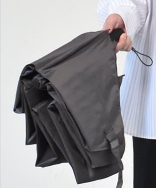 Waterfront(ウォーターフロント)の「軽量自動開閉 折 カルオート 60cm 雨傘(折りたたみ傘・メンズ・ベージュ/グレー/ブルー/ブラック/グリーン/ライトブルー/ライトベージュ/ライトグレー・FREE)」の16枚目の写真