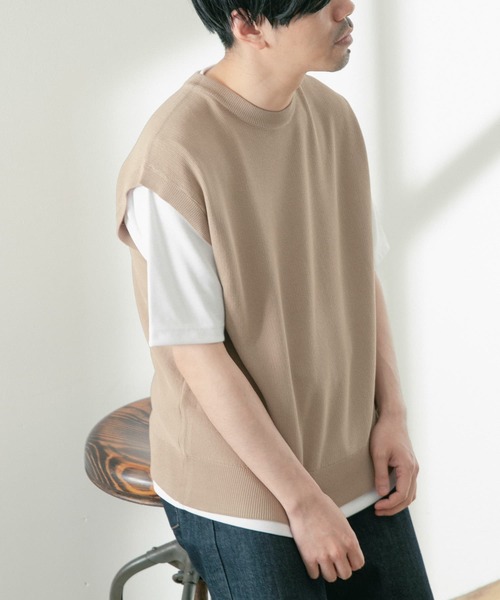 ITEMS URBANRESEARCH（アイテムズ アーバンリサーチ）の「マシンウォッシャブル リネンタッチニットベスト（ベスト・メンズ・ベージュ/ネイビー/ブラック・MEDIUM/LARGE）」の2枚目の写真