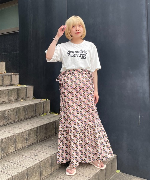 CIAOPANIC（チャオパニック）の「幾何学柄2WAYキャミワンピース（ワンピース・レディース・ホワイト/ベージュ・FREE）」の7枚目の写真