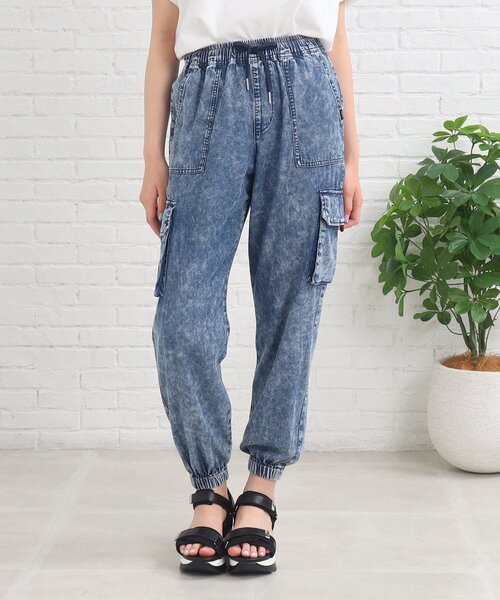 PINK-latte（ピンクラテ）の「◆【接触冷感/130cmサイズあり】ひんやり快適♪カーゴパンツ（その他パンツ・キッズ・ブルー系9/カーキ/ブラック・16/13/14/15 ）」の19枚目の写真