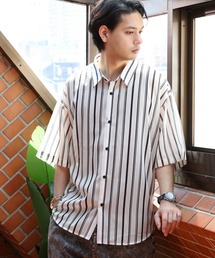 総柄シアーシャツ