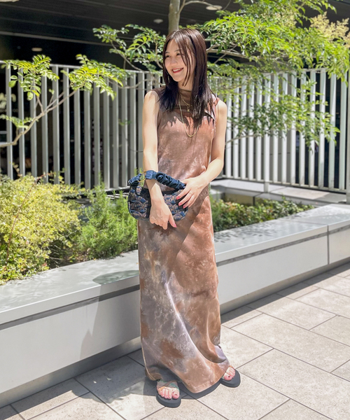 JOINT WORKS(ジョイントワークス)の「タイダイ2Way ホールマキシワンピース(ワンピース・レディース・ブラウン/ボルドー/カーキ・SMALL/MEDIUM)」の7枚目の写真