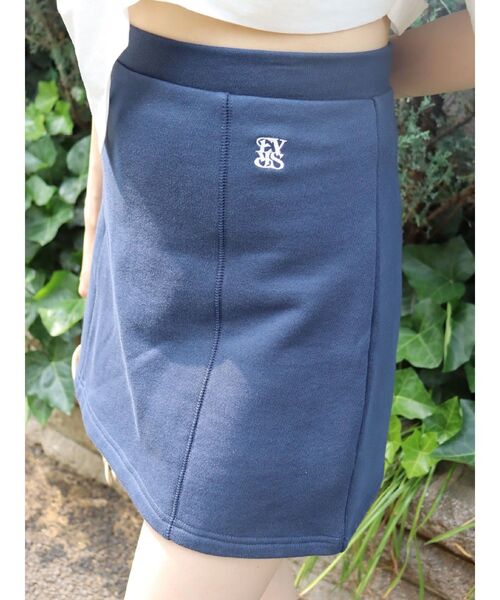 EVRIS（エヴリス）の「ステッチスウェットミニスカート（スカート・レディース・ネイビー/ブラック/グレー・FREE）」の17枚目の写真