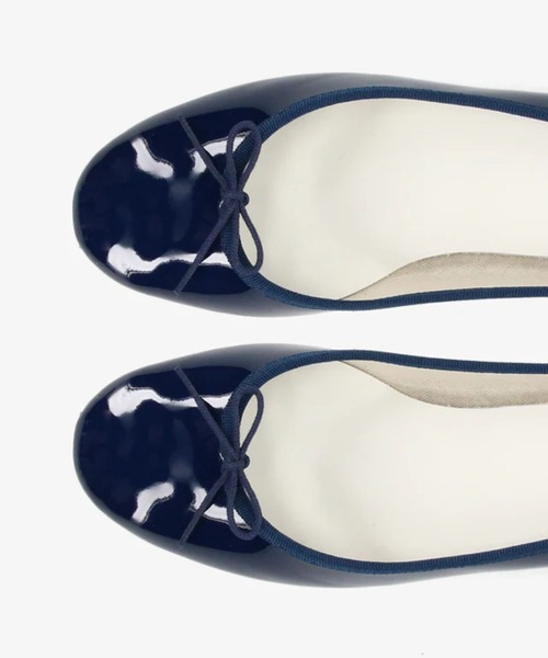 Repetto（レペット）の「Camille バレリーナ - EUサイズ / V511V（パンプス・レディース・ネイビー・36/36.5/37.5/38.5/40/38/39/35/37）」の3枚目の写真