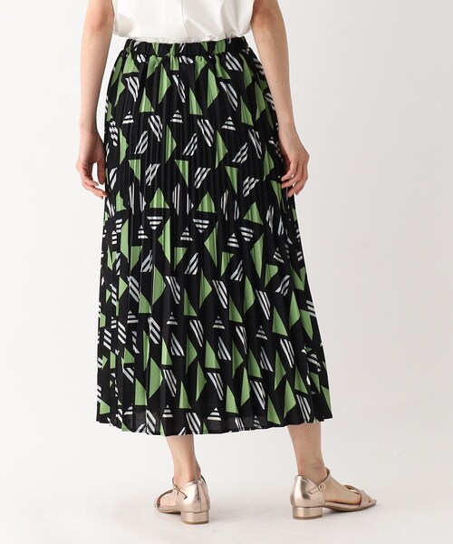 OPAQUE.CLIP（オペークドットクリップ）の「◆幾何プリントプリーツスカート【イージーケア/洗濯機洗い可】（スカート・レディース・ブラック系/ホワイト系3・38/40/42）」の16枚目の写真