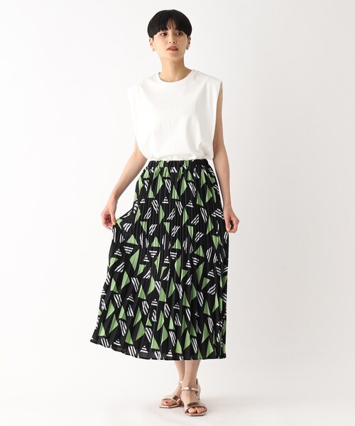 OPAQUE.CLIP（オペークドットクリップ）の「◆幾何プリントプリーツスカート【イージーケア/洗濯機洗い可】（スカート・レディース・ブラック系/ホワイト系3・38/40/42）」の17枚目の写真