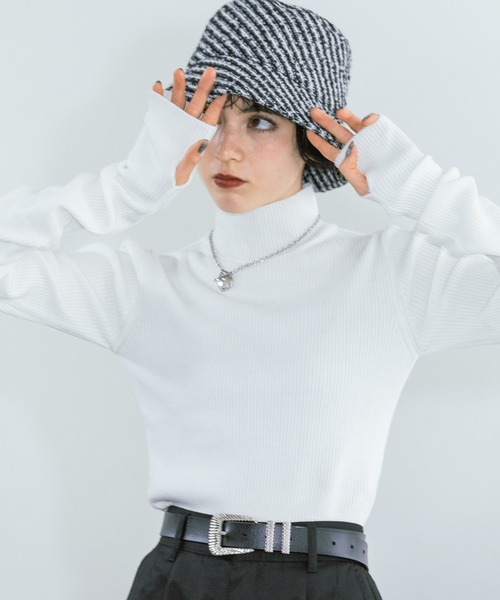 PAGEBOY（ページボーイ）の「クシュソデハイネックテレコ（ニット/セーター・レディース・ローズ/オフホワイト/ターコイズブルー/チャコールグレー/ブラック・FREE）」の7枚目の写真