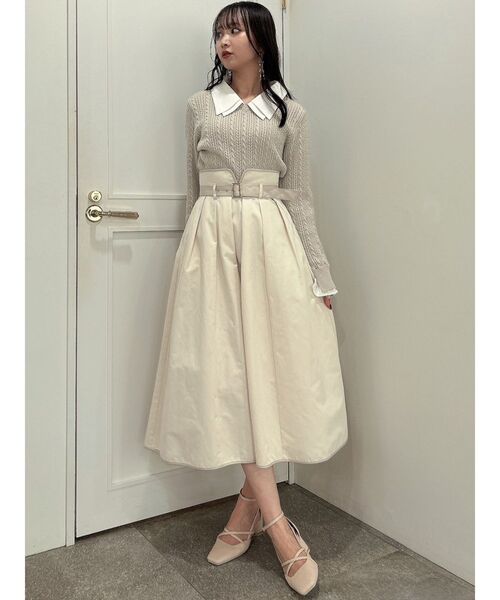 dazzlin（ダズリン）の「バイカラータックボリュームスカート（スカート・レディース・アイボリー/ブラック/ベージュ・SMALL/MEDIUM）」の11枚目の写真