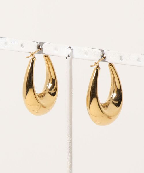 notch.(ノッチ)の「【金属アレルギー対応】ワンタッチオーバルフープピアス/サージカルステンレス(ピアス(両耳用)・レディース・シルバー/ゴールド・ONESIZE)」の3枚目の写真