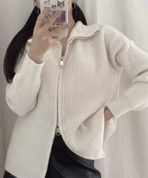 gossip!ロサンゼルス(ゴシップロサンゼルス)の「YUGA ジッパーニット カーディガン(カーディガン/ボレロ・レディース・ブラック/グレー/ブルー/ブラウン/ピンク/オフホワイト・FREE)」の2枚目の写真