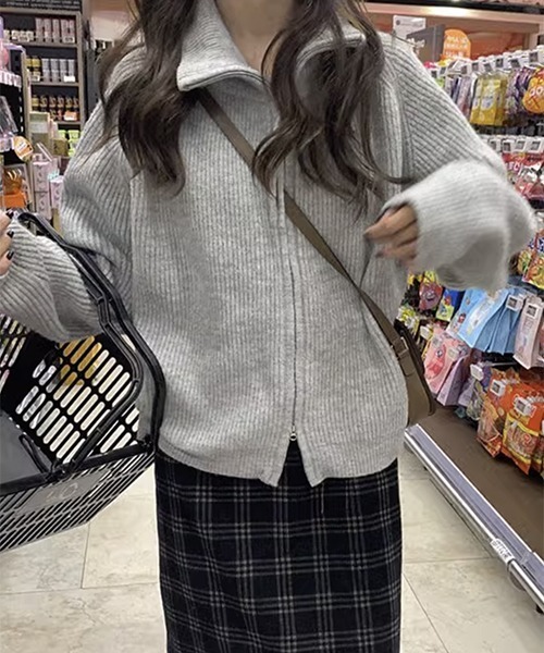 gossip!ロサンゼルス(ゴシップロサンゼルス)の「YUGA ジッパーニット カーディガン(カーディガン/ボレロ・レディース・ブラック/グレー/ブルー/ブラウン/ピンク/オフホワイト・FREE)」の9枚目の写真