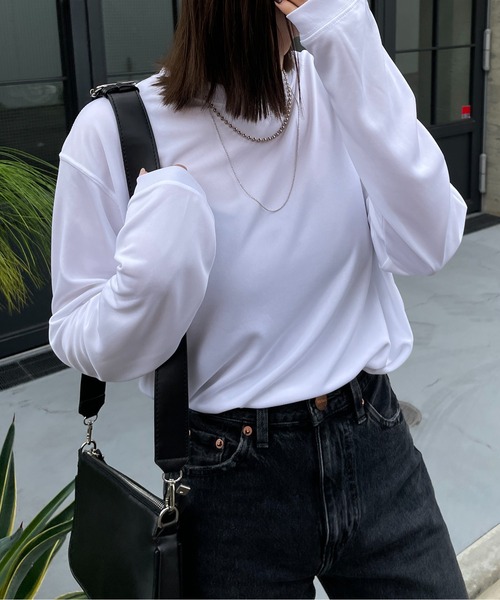 United Athle(ユナイテッドアスレ)の「【United Athle】dry silky touch long sleeve t-shirt / ドライ シルキータッチ ロングスリーブ Tシャツ UVカット ロンT 5089(Tシャツ/カットソー・レディース・チャコールグレー/オリーブ/ブラック/レッド/ホワイト/ネイビー/ロイヤルブルー・L/XL/S/M)」の1枚目の写真