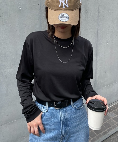 United Athle(ユナイテッドアスレ)の「【United Athle】dry silky touch long sleeve t-shirt / ドライ シルキータッチ ロングスリーブ Tシャツ UVカット ロンT 5089(Tシャツ/カットソー・レディース・チャコールグレー/オリーブ/ブラック/レッド/ホワイト/ネイビー/ロイヤルブルー・L/XL/S/M)」の2枚目の写真