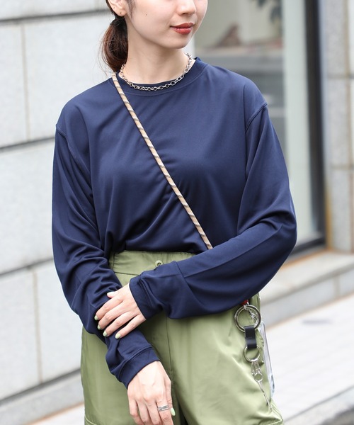 United Athle(ユナイテッドアスレ)の「【United Athle】dry silky touch long sleeve t-shirt / ドライ シルキータッチ ロングスリーブ Tシャツ UVカット ロンT 5089(Tシャツ/カットソー・レディース・チャコールグレー/オリーブ/ブラック/レッド/ホワイト/ネイビー/ロイヤルブルー・L/XL/S/M)」の13枚目の写真