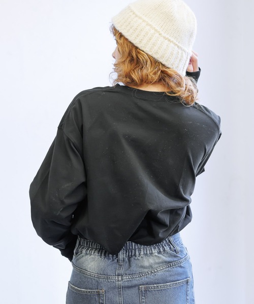 PAGEBOY(ページボーイ)の「PBLIM/フロッキーロゴロンT(Tシャツ/カットソー・レディース・ブラック/オフホワイト・MEDIUM/LARGE)」の9枚目の写真