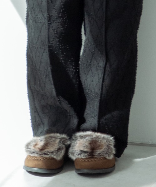 pairmanon(ペアマノン)の「【ママとおそろい】ダイヤ柄 ジャガード タックパンツ(その他パンツ・キッズ・ベージュ/ブラック・100/130/140/120/110/90/150)」の3枚目の写真