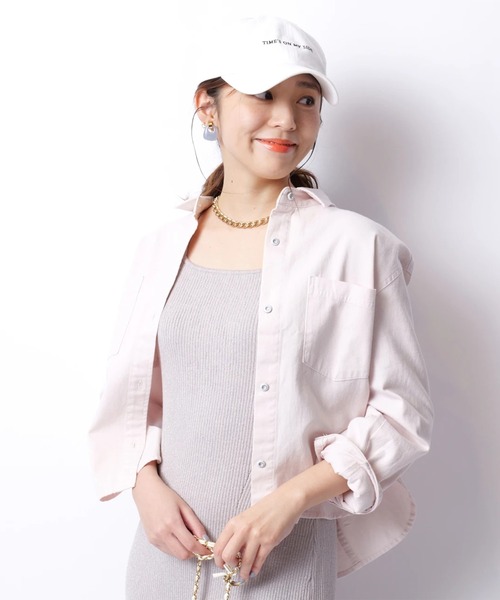 JUSGLITTY（ジャスグリッティー）の「クロップドデニムシャツ（シャツ/ブラウス・レディース・ブルー系その他3/ライトブルー/ピンク/サックスブルー・2/1）」の21枚目の写真