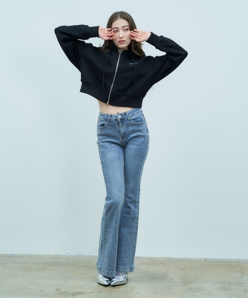 JUST A NOON（ジャストアヌーン）の「CROPPED ZIP HOODIE