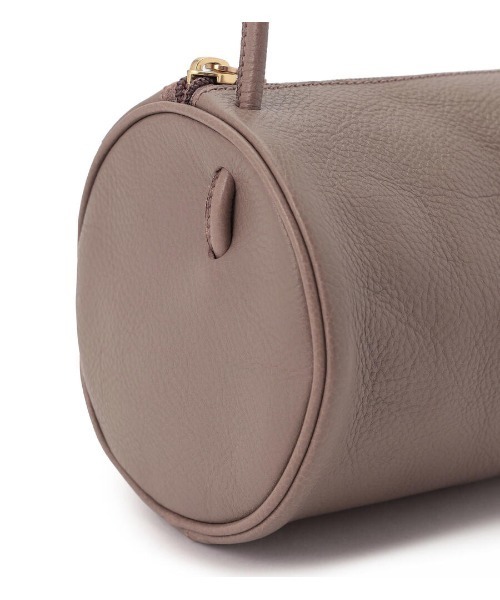 IL BISONTE(イルビゾンテ)の「IL BISONTE / ORIGINAL LEATHER / クロスボディバッグ(ショルダーバッグ・レディース・ブラック/ダークブラウン/グレー/レッド/グリーン/ライトブラウン/ナチュラル・FREE)」の18枚目の写真