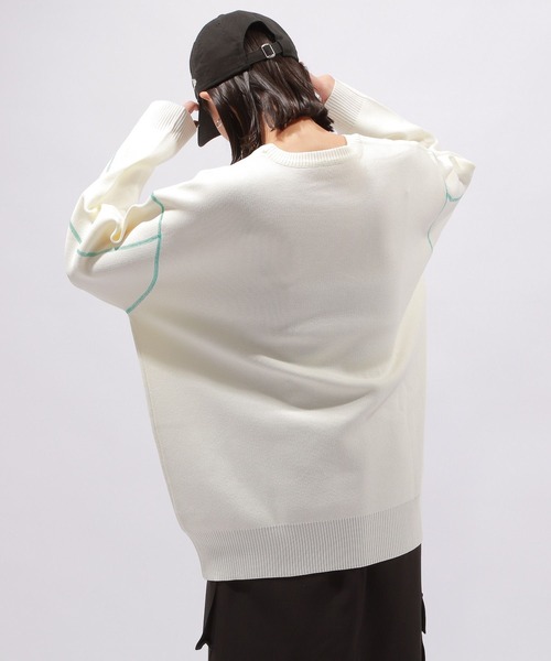 PAGEBOY(ページボーイ)の「ルーズスウェットニット/WEB限定カラーあり(ニット/セーター・レディース・オフホワイト/グレー/ブルー/オレンジ系その他/ブラック・FREE)」の13枚目の写真