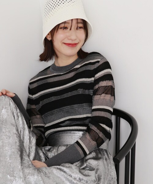 N.（N. Natural Beauty Basic）（エヌエヌナチュラルビューティーベーシック）の「◆編み地切替シアーボーダーニット（ニット/セーター・レディース・ミント/ゴールド系その他/ブラック系その他・MEDIUM）」の4枚目の写真