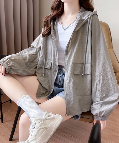 DSC★新品★薄手アウター 宇宙開発技術の保温力を普段着に。極寒でも快適な次世代ジャケット