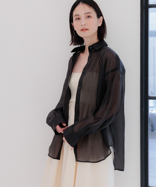 LAKOLE(ラコレ)の「オーガンジーシアーシャツ / 111119(シャツ/ブラウス・レディース・ブラック/ライトブルー/コーラル/オフホワイト・MEDIUM/SMALL)」の8枚目の写真